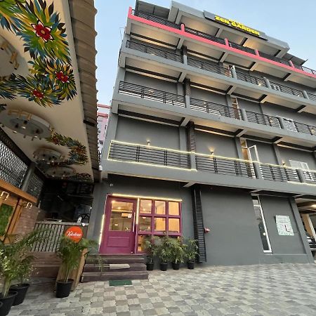 Hotel Zen Garden Guwahati Luaran gambar